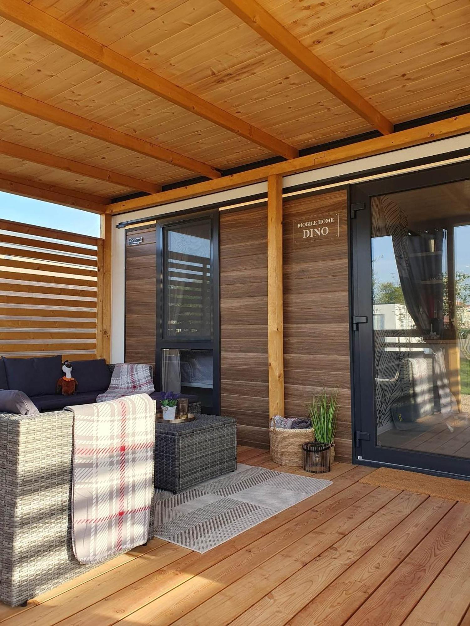 Mobile Homes Karlo & Dino พูลา ห้อง รูปภาพ